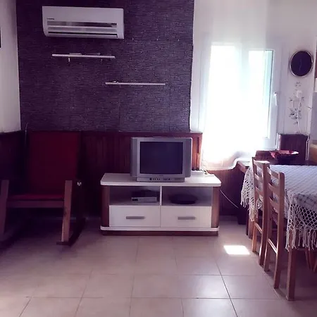 Vilă Havuzlu Guzelcamlı